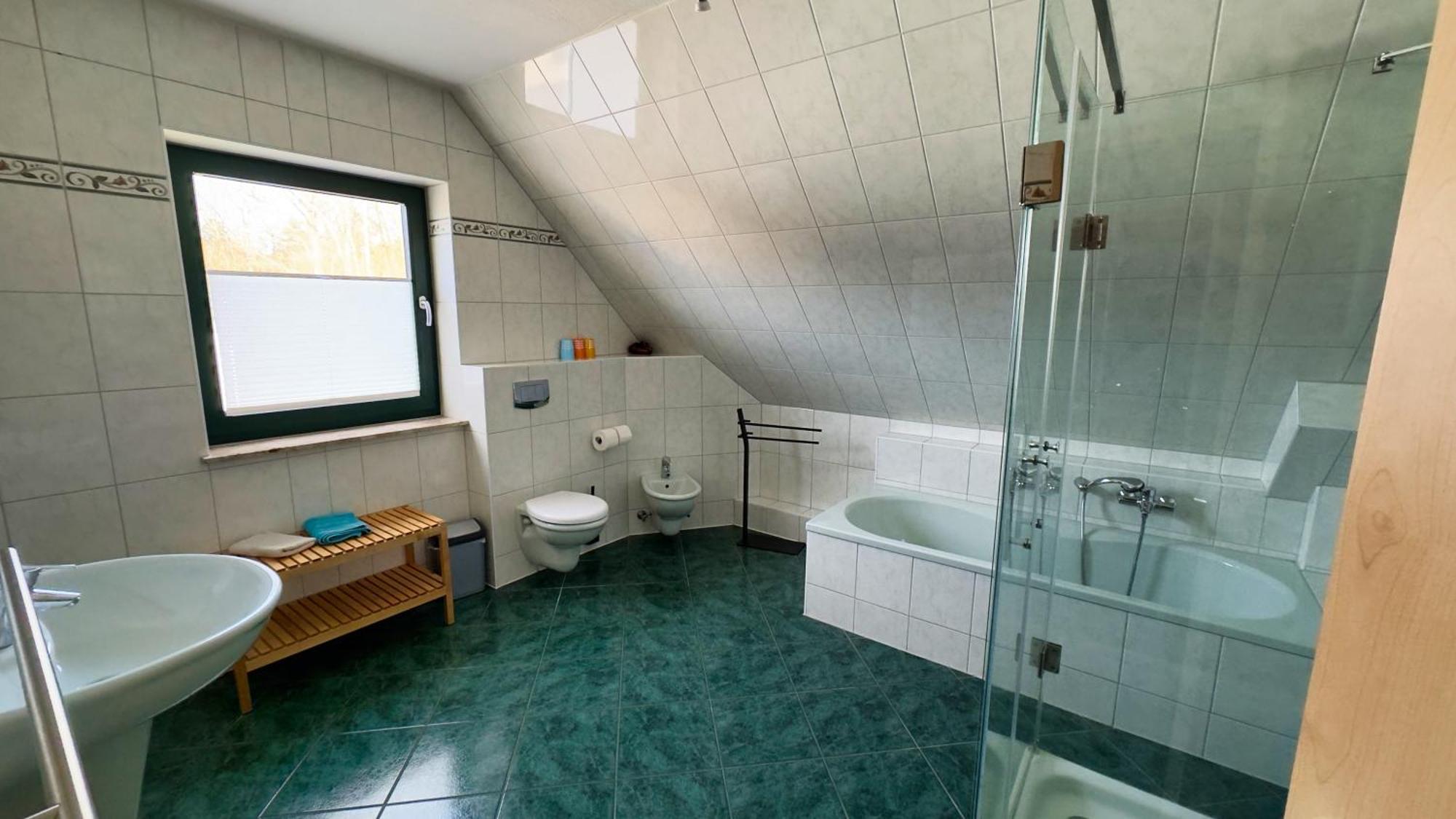 Ferienhaus Zum Findling เกอเรน ภายนอก รูปภาพ