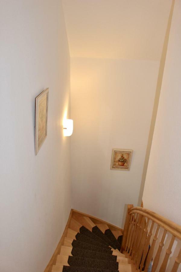 Ferienhaus Zum Findling เกอเรน ภายนอก รูปภาพ